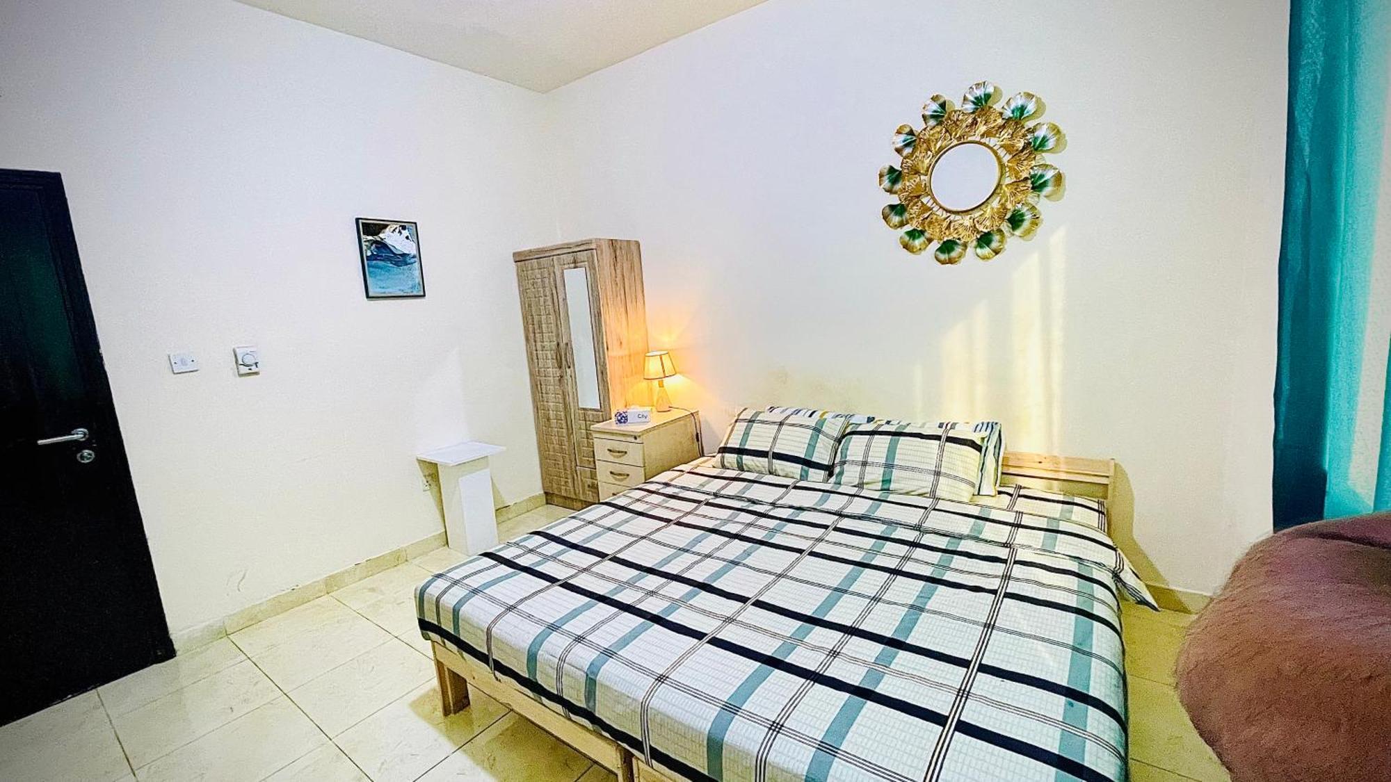 Cozy Private In Shabiya 12 *